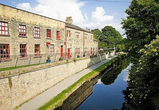 -F5Gh- For Relaxed & Cosy Stay, Free Parking, Wifi Leeds  Extérieur photo